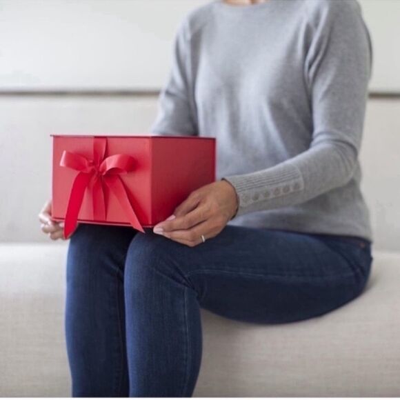 NEW Gift Box with Fill (Solid Red) for Christmas, Birthdays - Picture 5 of 12